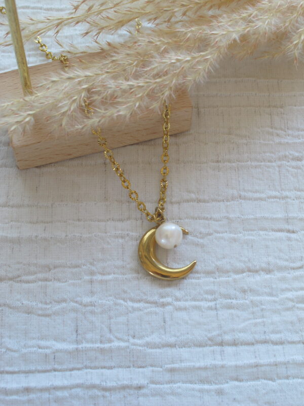 Moon CHARM Pearl Necklace .