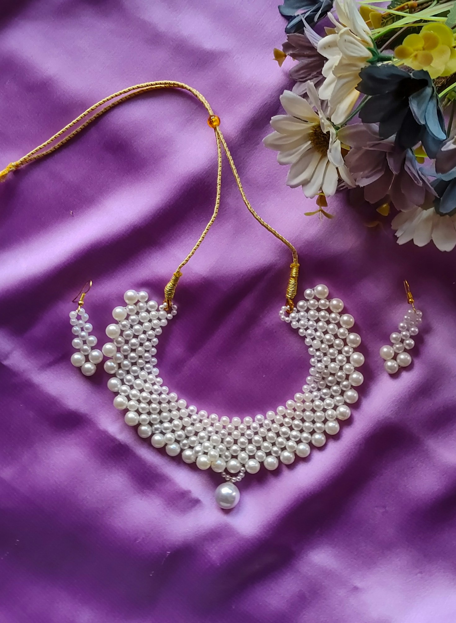 Pearls and Gold: The Ultimate Accessory Duo